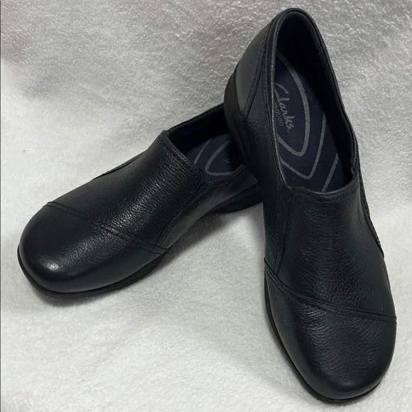 Clarks “in-motion” Women's Navy Blue Leather Loafers 12w 12 wide - Picture 11 of 14